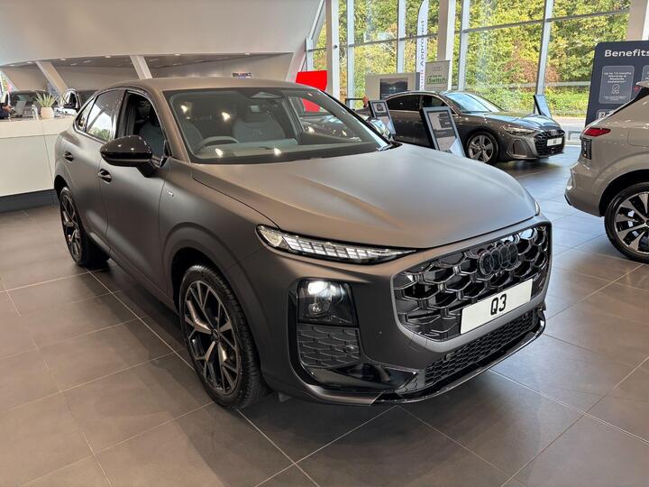 Audi Q3 1.5 TFSI Edition 1 Sportback S Tronic Euro 6 (s/s) 5dr