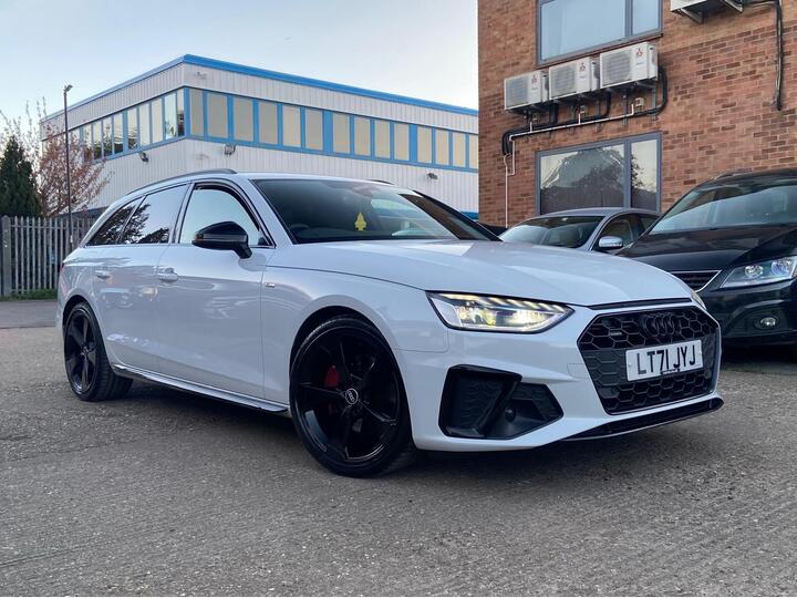 Audi A4 Avant 2.0 TDI 40 Black Edition S Tronic Quattro Euro 6 (s/s) 5dr