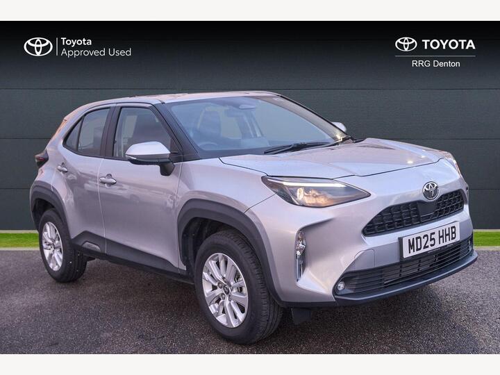 Toyota Yaris Cross 1.5 VVT-h Icon E-CVT Euro 6 (s/s) 5dr Toyota Yaris Cross 1.5 VVT-h Icon E-CVT Euro 6 (s/s) 5dr