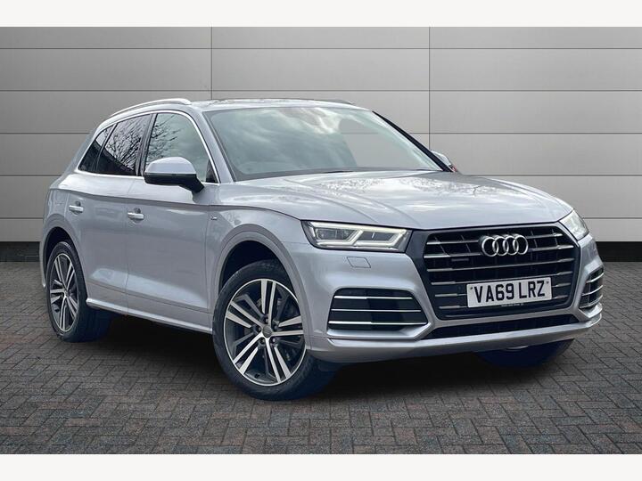 Audi Q5 2.0 TFSIe 55 S Line Competition S Tronic Quattro Euro 6 (s/s) 5dr 14.1kWh