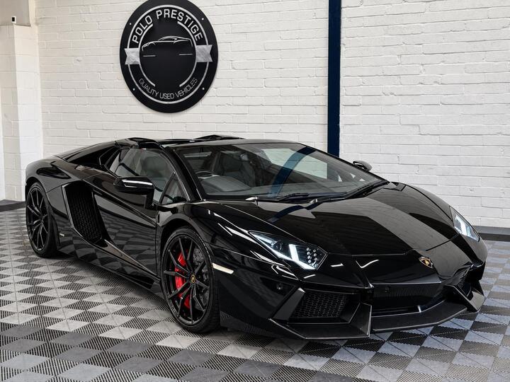 Lamborghini Aventador 6.5 V12 LP 700-4 Roadster ISR 4WD Euro 6 2dr