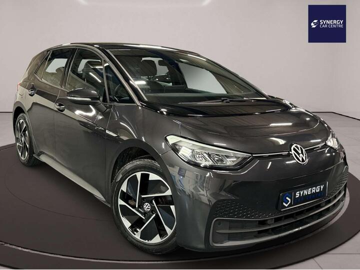 Volkswagen ID.3 Pro Performance 58kWh Life Auto 5dr