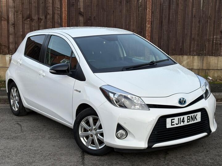 Toyota Yaris 1.5 VVT-h Icon Plus CVT Euro 5 5dr