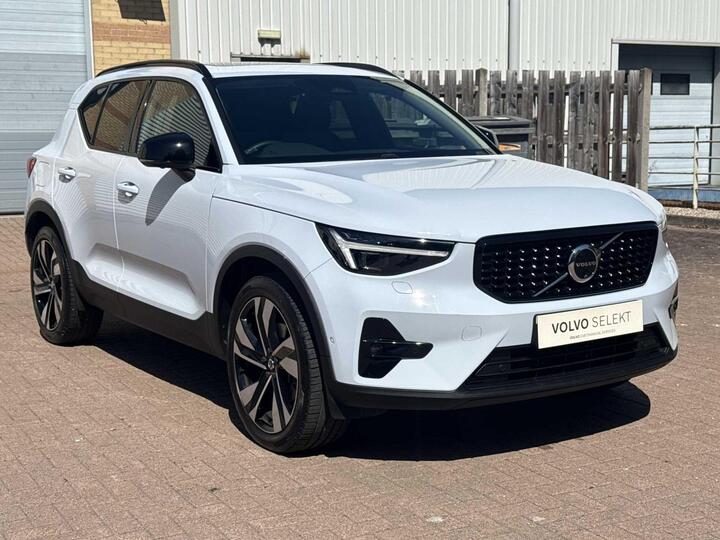 Volvo XC40 2.0 B3 MHEV Ultimate DCT Auto Euro 6 (s/s) 5dr