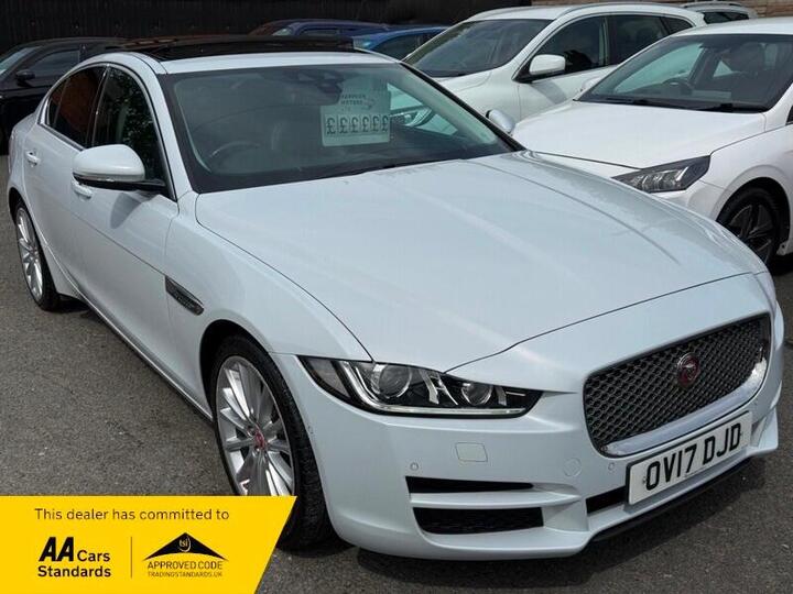 Jaguar XE 2.0d Portfolio Auto Euro 6 (s/s) 4dr