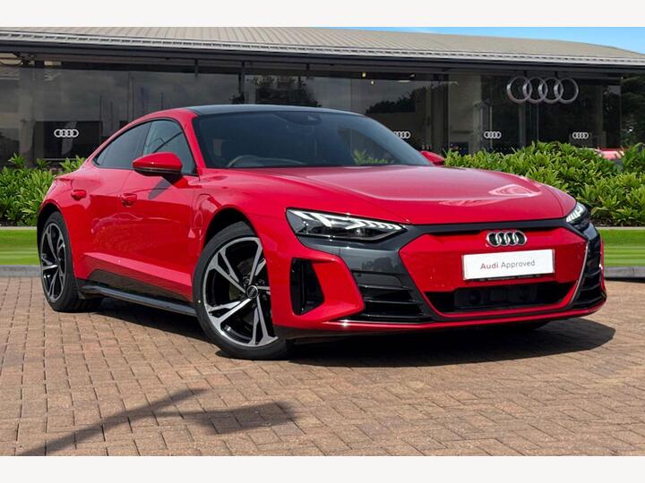 Audi E-tron GT    Quattro 350,00 KW