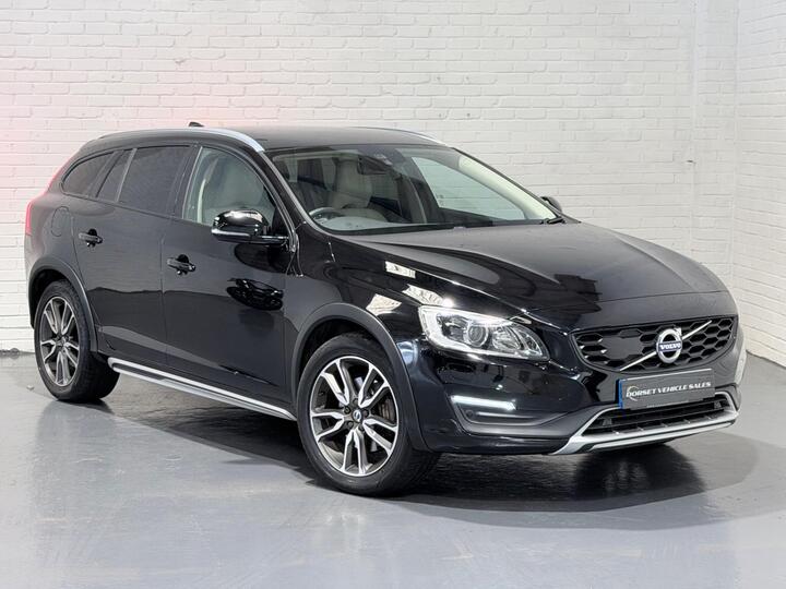 Volvo V60 Cross Country 2.4 D4 Lux Nav Auto AWD Euro 6 (s/s) 5dr