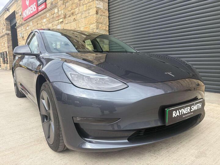 Tesla MODEL 3 (Dual Motor) Long Range Auto 4WDE 4dr