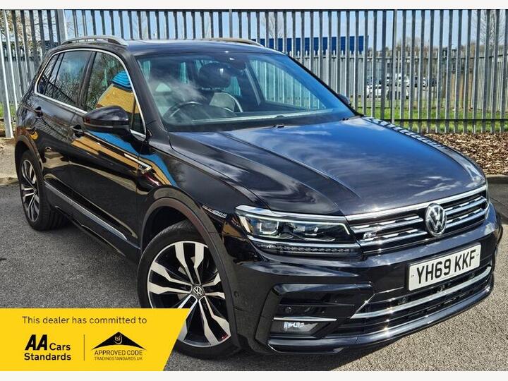 Volkswagen Tiguan 2.0 TDI R-Line Tech DSG 4Motion Euro 6 (s/s) 5dr Volkswagen Tiguan 2.0 TDI R-Line Tech DSG 4Motion Euro 6 (s/s) 5dr