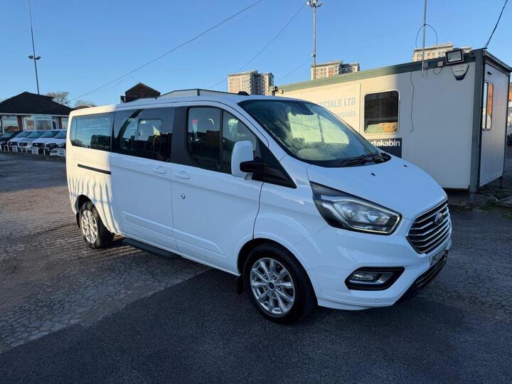 Ford TOURNEO CUSTOM 2.0 320 EcoBlue Titanium Auto L2 Euro 6 (s/s) 5dr Ford TOURNEO CUSTOM 2.0 320 EcoBlue Titanium Auto L2 Euro 6 (s/s) 5dr