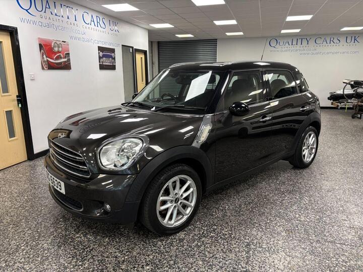 MINI COUNTRYMAN 2.0 Cooper D Business Edition Auto Euro 5 5dr