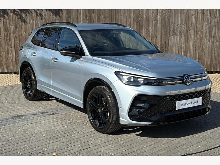 Volkswagen Tiguan 2.0 TDI R-Line DSG Euro 6 (s/s) 5dr