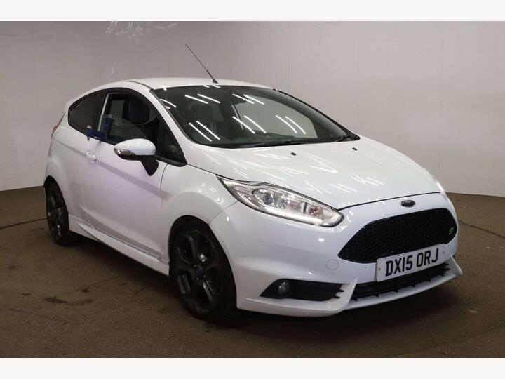 Ford FIESTA 1.6T EcoBoost ST-3 Euro 5 (s/s) 3dr Ford FIESTA 1.6T EcoBoost ST-3 Euro 5 (s/s) 3dr