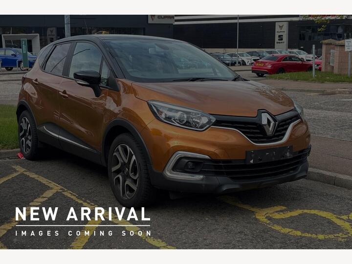 Renault Captur 0.9 TCe ENERGY Iconic Euro 6 (s/s) 5dr