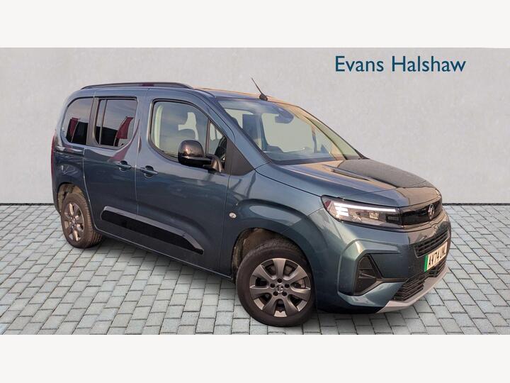 Vauxhall Combo Life 52kWh Ultimate Auto 5dr (7.4kW Charger)