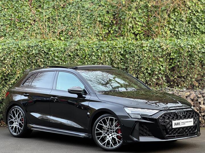 Audi RS3 2.5 TFSI Carbon Vorsprung Sportback S Tronic Quattro Euro 6 (s/s) 5dr