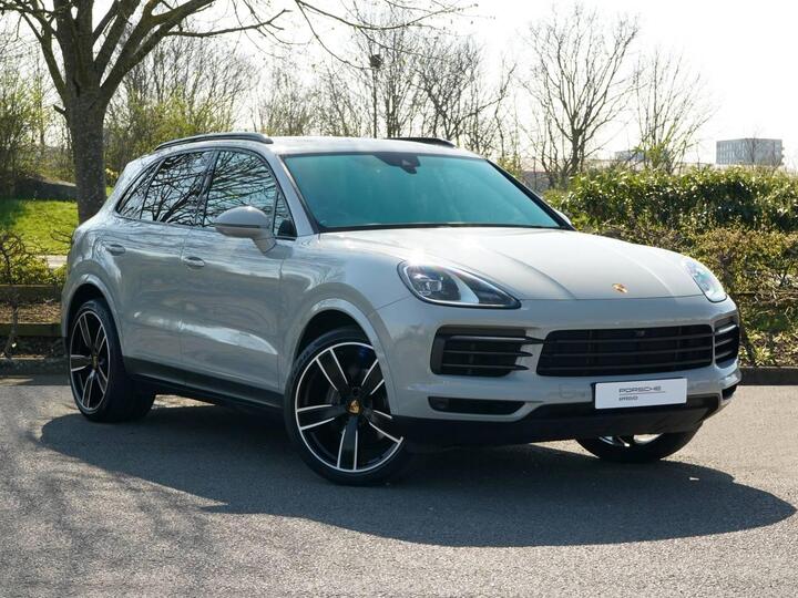 Porsche Cayenne 3.0T V6 Platinum Edition TiptronicS 4WD Euro 6 (s/s) 5dr Porsche Cayenne 3.0T V6 Platinum Edition TiptronicS 4WD Euro 6 (s/s) 5dr
