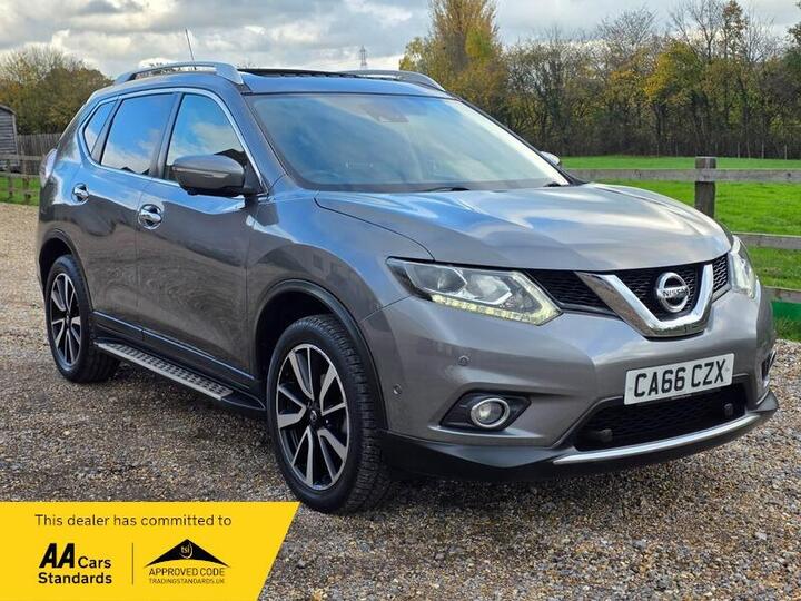 Nissan X-Trail 1.6 DCi Tekna Euro 6 (s/s) 5dr Nissan X-Trail 1.6 DCi Tekna Euro 6 (s/s) 5dr