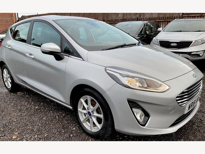 Ford Fiesta 1.1 Ti-VCT Zetec Euro 6 (s/s) 5dr Ford Fiesta 1.1 Ti-VCT Zetec Euro 6 (s/s) 5dr