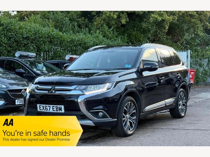 Mitsubishi Outlander 2.2 DI-D 3 Auto 4WD Euro 6 5dr Mitsubishi Outlander 2.2 DI-D 3 Auto 4WD Euro 6 5dr