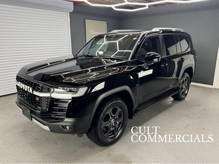 Toyota Land Cruiser 300 GR Sport 3.3 V6 Turbo Diesel 26MY Toyota Land Cruiser 300 GR Sport 3.3 V6 Turbo Diesel 26MY