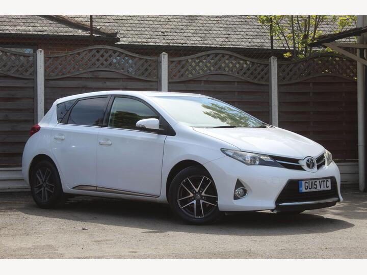 Toyota Auris 1.6 V-Matic Icon Plus Multidrive S Euro 5 5dr Toyota Auris 1.6 V-Matic Icon Plus Multidrive S Euro 5 5dr