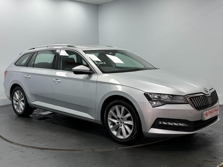 Skoda Superb 2.0 TDI SE Euro 6 (s/s) 5dr Skoda Superb 2.0 TDI SE Euro 6 (s/s) 5dr