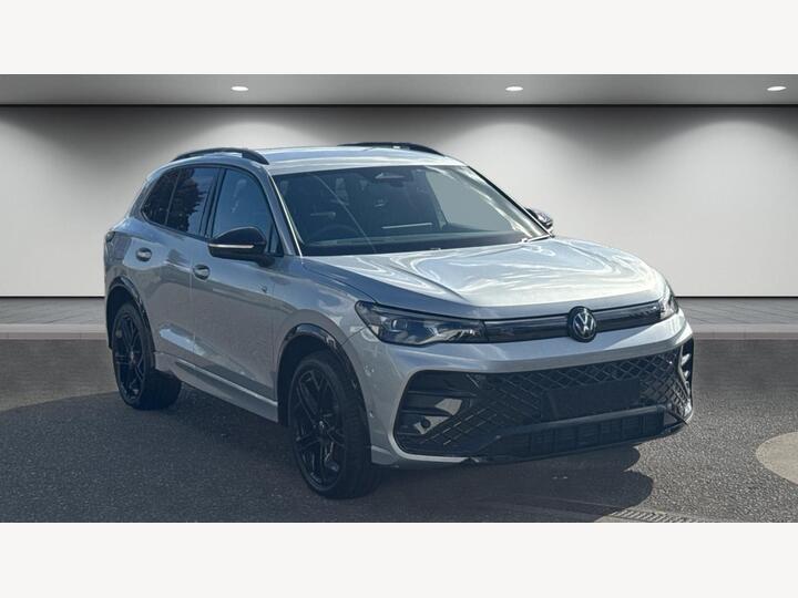 Volkswagen Tiguan 2.0 TDI Black Edition DSG Euro 6 (s/s) 5dr