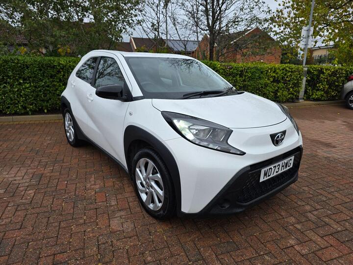 Toyota Aygo X 1.0 VVT-i Pure X-shift Euro 6 (s/s) 5dr Toyota Aygo X 1.0 VVT-i Pure X-shift Euro 6 (s/s) 5dr