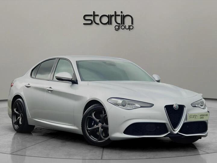 Alfa Romeo Giulia 2.0T Veloce Auto Euro 6 (s/s) 4dr
