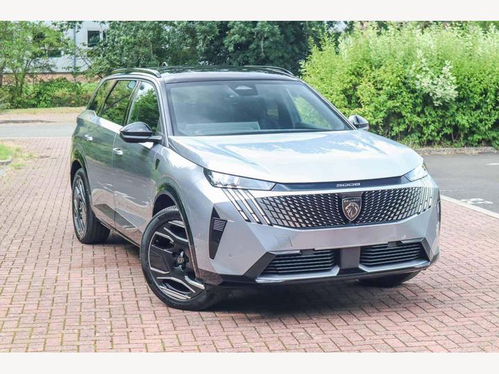 Peugeot E-5008 73kWh GT Auto 5dr