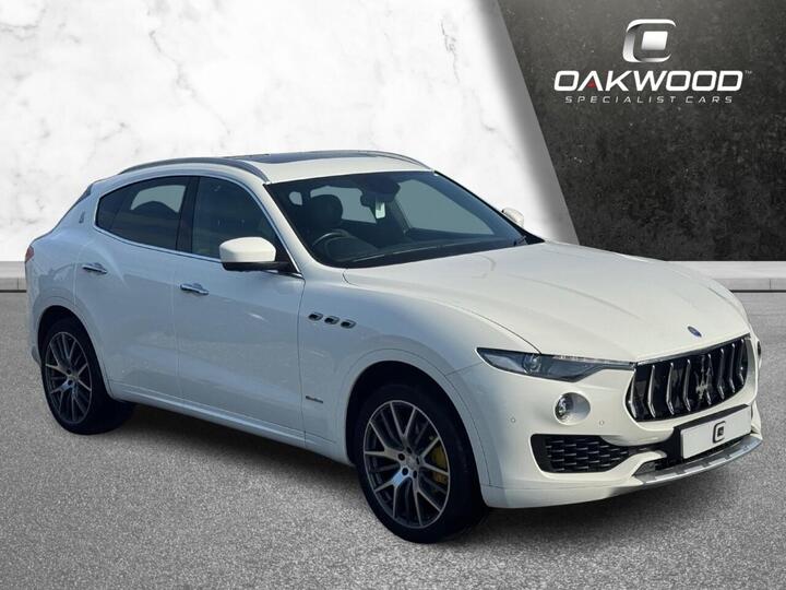 Maserati LEVANTE 3.0D V6 GranLusso ZF 4WD Euro 6 (s/s) 5dr Maserati LEVANTE 3.0D V6 GranLusso ZF 4WD Euro 6 (s/s) 5dr