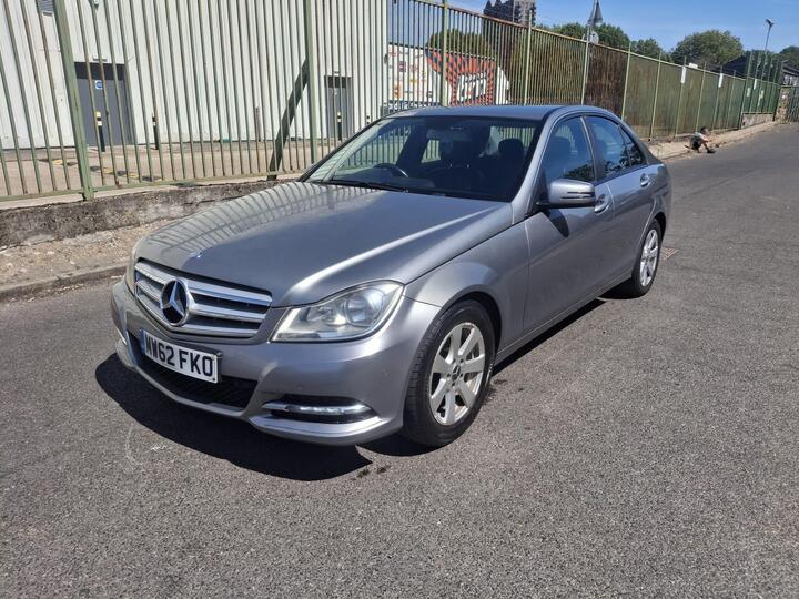 Mercedes-Benz C Class 1.6 C180 BlueEfficiency Executive SE Euro 5 (s/s) 4dr