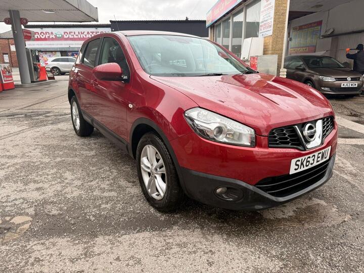 Nissan Qashqai 1.5 DCi Acenta 2WD Euro 5 5dr Nissan Qashqai 1.5 DCi Acenta 2WD Euro 5 5dr