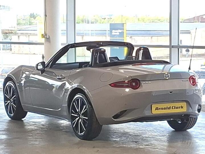 Mazda MX-5 2.0 SKYACTIV-G Exclusive-Line Roadster Euro 6 (s/s) 2dr