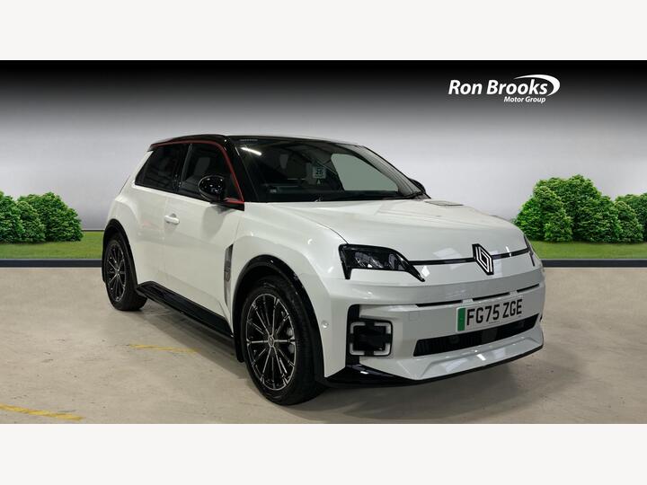 Renault 5 E-Tech Electric Comfort Range 52kWh Iconic Five Auto 5dr