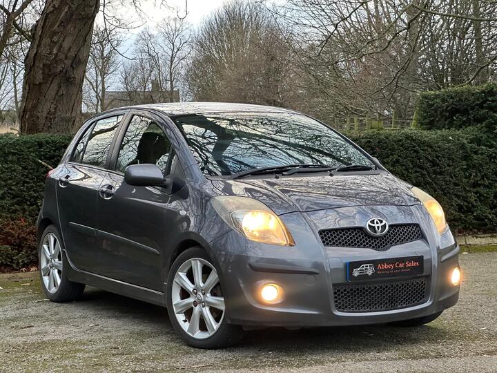 Toyota Yaris 1.8 VVT-i SR 5dr