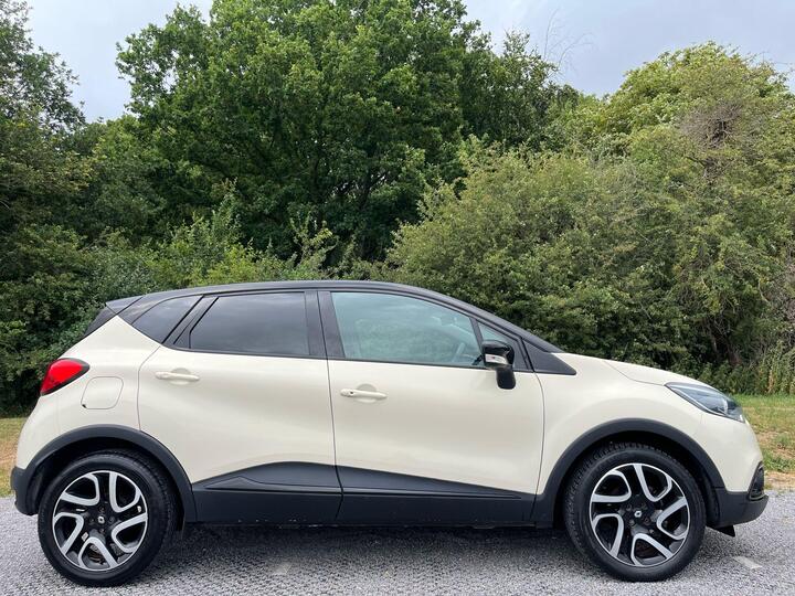 Renault Captur 0.9 TCe ENERGY Dynamique S MediaNav Euro 5 (s/s) 5dr Renault Captur 0.9 TCe ENERGY Dynamique S MediaNav Euro 5 (s/s) 5dr