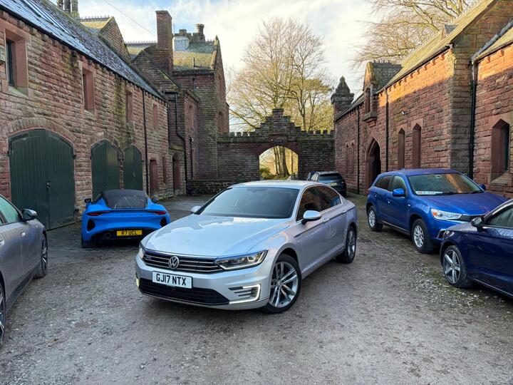 Volkswagen Passat 1.4 TSI GTE DSG Euro 6 (s/s) 4dr