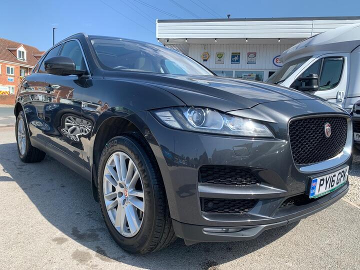 Jaguar F-PACE 2.0 D180 Portfolio Auto AWD Euro 6 (s/s) 5dr