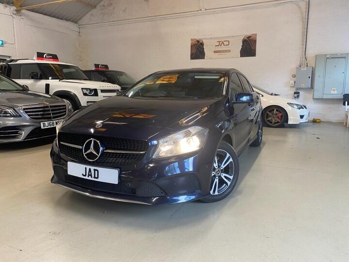Mercedes-Benz A-CLASS 2.1 A200d SE (Executive) Euro 6 (s/s) 5dr