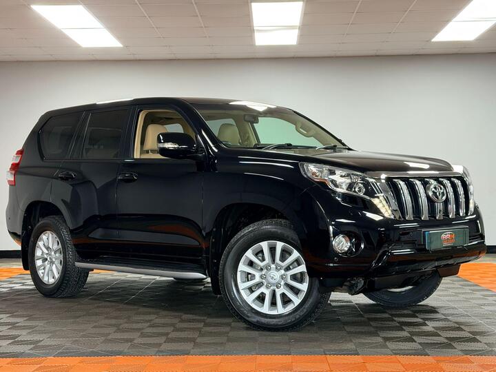 Toyota Land Cruiser 3.0 D-4D Invincible Auto 4WD Euro 5 5dr (7 Seats)