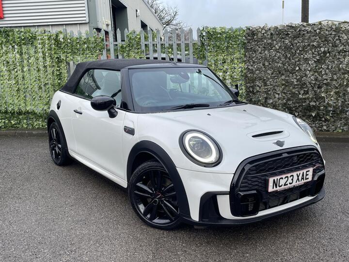 MINI Convertible 2.0 Cooper S Sport Steptronic Euro 6 (s/s) 2dr
