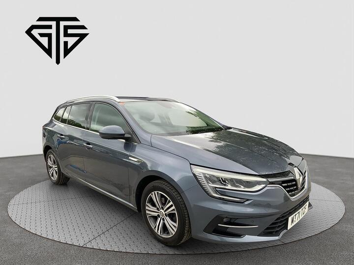 Renault Megane 1.5 Blue DCi Iconic Sport Tourer Euro 6 (s/s) 5dr Renault Megane 1.5 Blue DCi Iconic Sport Tourer Euro 6 (s/s) 5dr