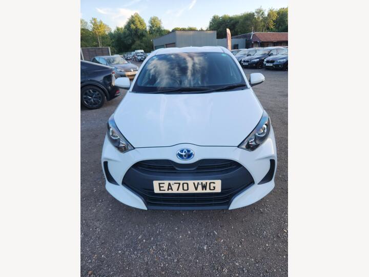 Toyota Yaris 1.5 VVT-h Icon E-CVT Euro 6 (s/s) 5dr