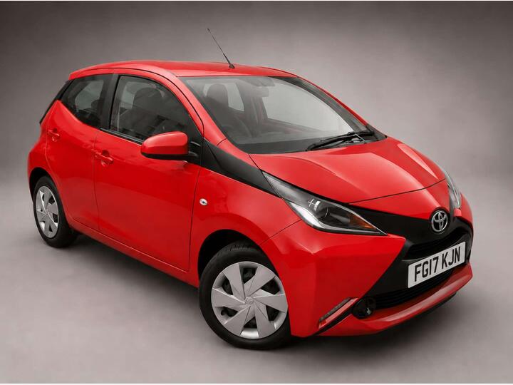 Toyota AYGO 1.0 VVT-i X-play Euro 6 5dr