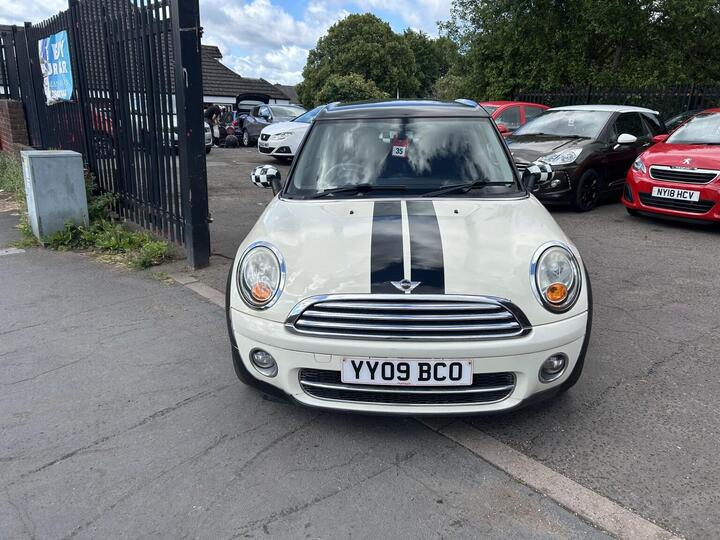 MINI CLUBMAN 1.6 Cooper D Euro 4 5dr MINI CLUBMAN 1.6 Cooper D Euro 4 5dr