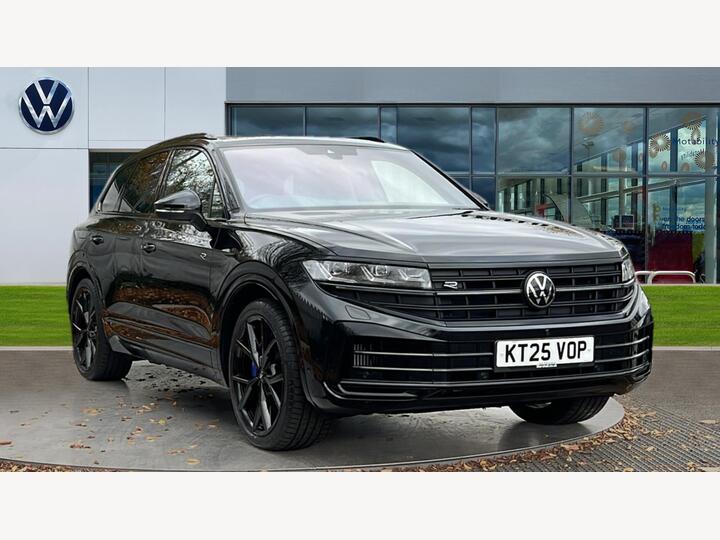 Volkswagen Touareg 3.0 V6 TSI EHybrid 14.3kWh R Tiptronic 4Motion Euro 6 (s/s) 5dr Volkswagen Touareg 3.0 V6 TSI EHybrid 14.3kWh R Tiptronic 4Motion Euro 6 (s/s) 5dr