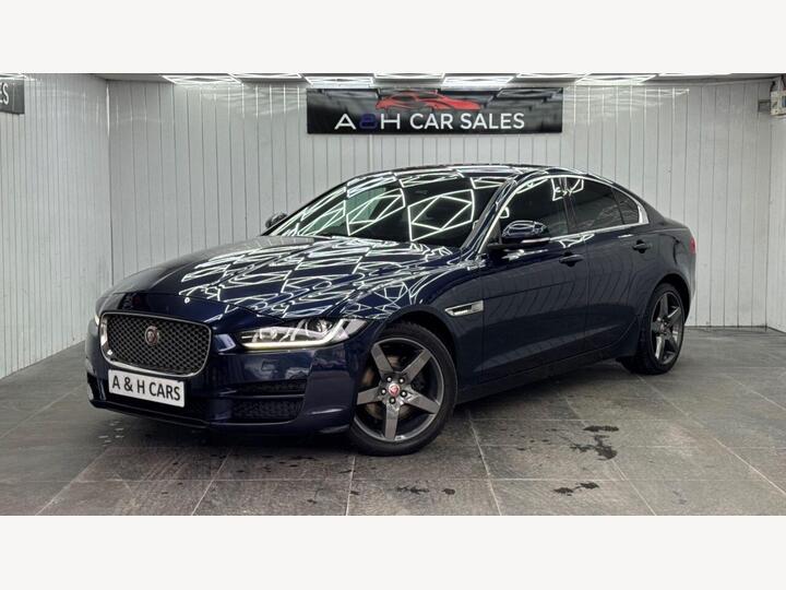 Jaguar XE 2.0d Portfolio Euro 6 (s/s) 4dr