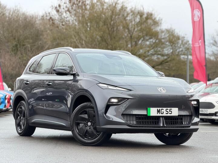 MG MGS5 64kWh SE Long Range Auto 5dr